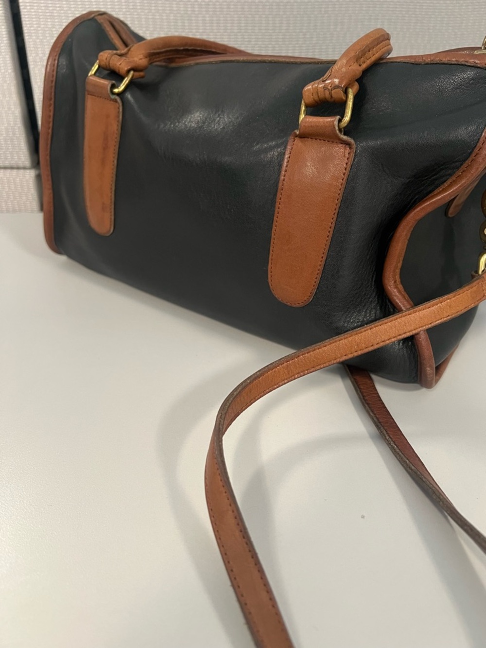 Vintage Coach Madison Spectator Black and Tan Leather Satchel Bag - Picture 2 of 12